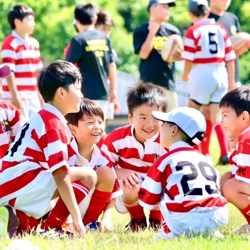 八代ラグビースクール「どろんこクラブ」の子供たち。ラグビーを楽しむことが強い体と心の育成に繋がっている。